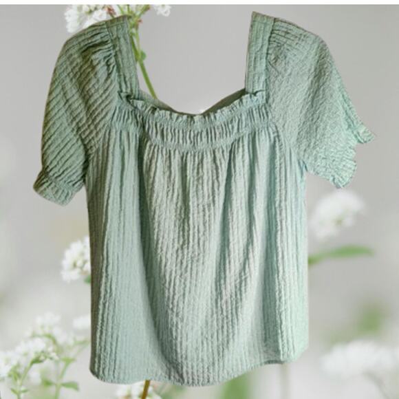 Mine by Anthropology medium mint short sleeve nylon rayon blend woman's blouse - Picture 1 of 1